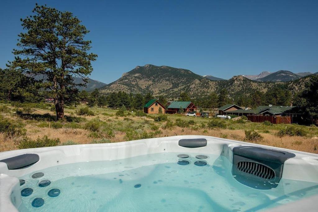 The Getaway,Hot Tub, Ac, 2Miles From Rmnp Apartment Estes Park Exterior photo