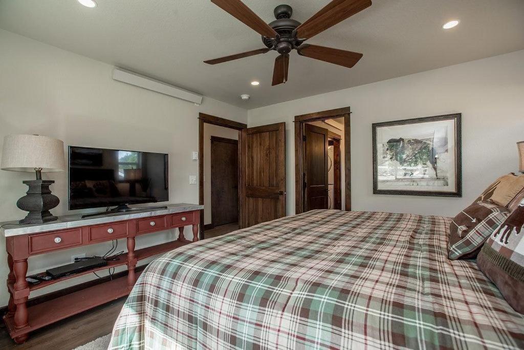 The Getaway,Hot Tub, Ac, 2Miles From Rmnp Apartment Estes Park Exterior photo